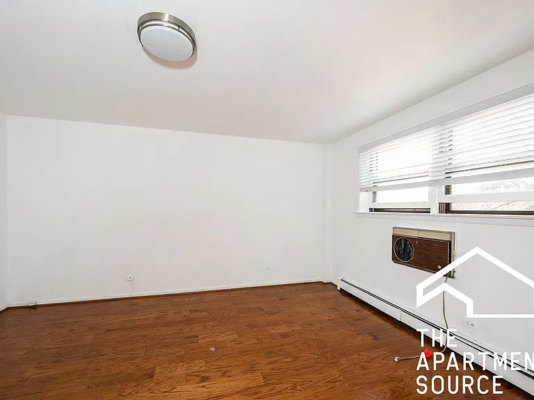 8644 Skokie Blvd #303 — Photo 7