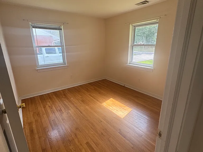 410 Beulah Rd — Photo 7