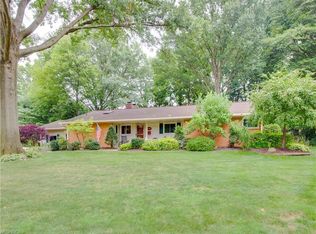 3050 Silverview Dr, Stow, OH 44224