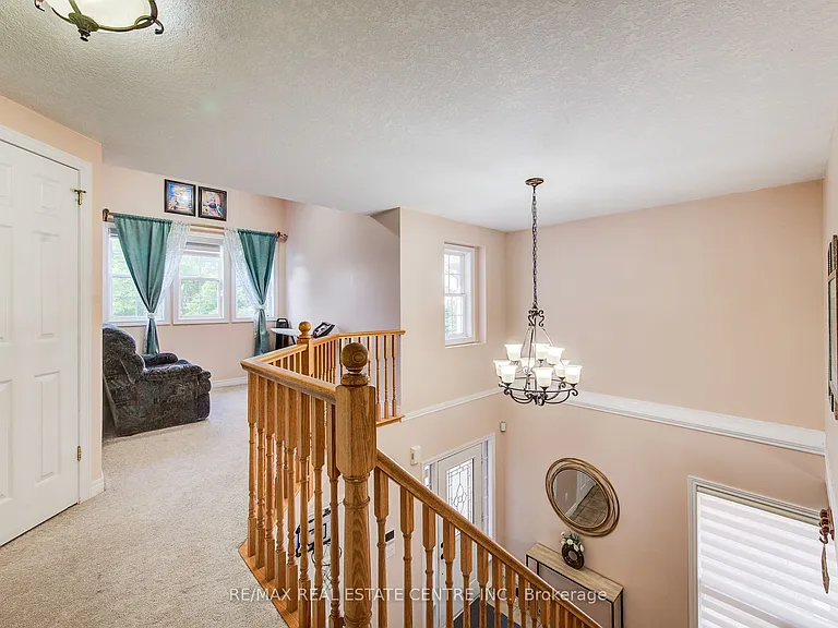 16 Paulstown Cres — Photo 26