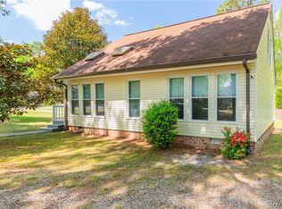 15809 Roland View Dr, Chester, VA 23831