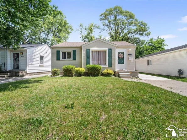 6717 Cornell St, Taylor, MI 48180
