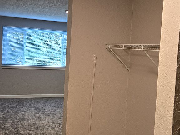 5th image of 11-1625 S Kent Des Moines Rd #11