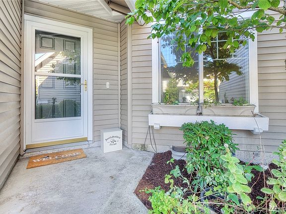 2nd image of 6429 Lindsay Ave SE #2C