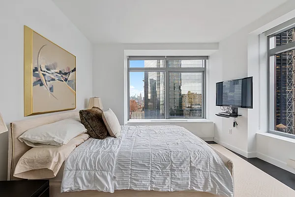 Rented by Compass | media 3