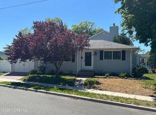 10 Riverview Ave, Rumson, NJ 07760
