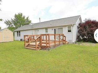 115 E Highland Park Dr, Albion, IN 46701