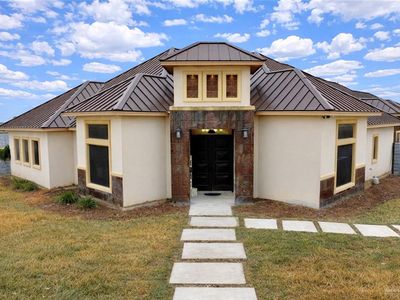 1049 Navajo Dr, Rio Grande City, TX, 78582
