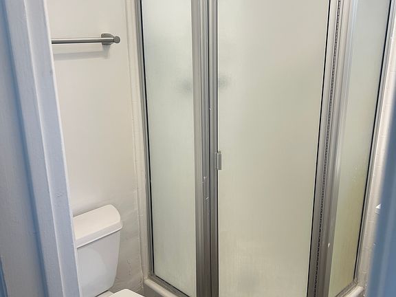 3rd image of 513 N Market St APT 6
