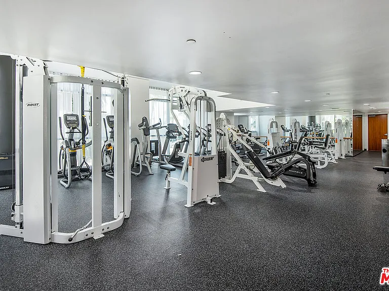 13650 Marina Pointe Dr #906 — Photo 41