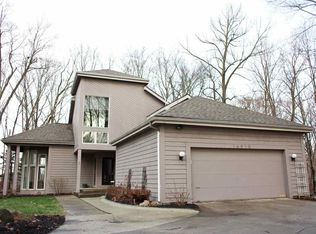 16915 Van Zile Rd, Grabill, IN 46741