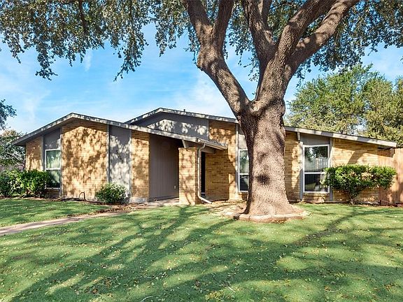 2nd image of 5041 Pemberton Ln
