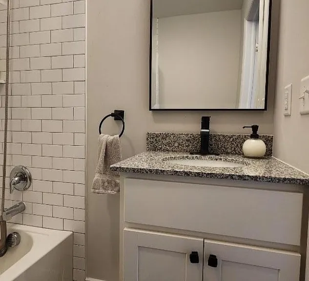 4 Joseph Dr — Photo 19