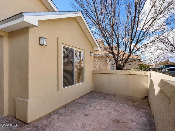 3rd image of 2991 Fountain Ave