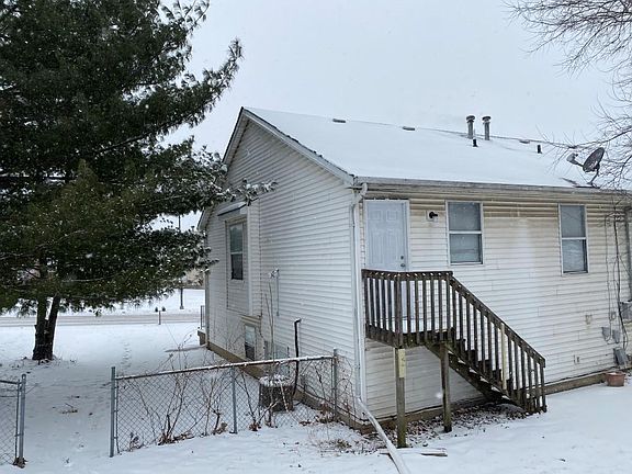 3rd image of 1617 Jackson Ave