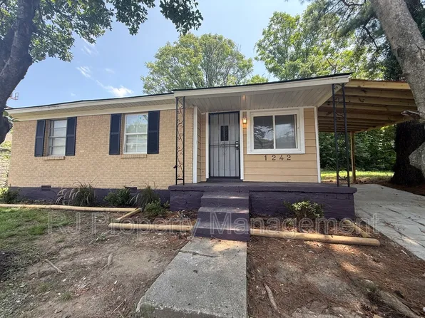 1242 Airways Blvd, Memphis, TN 38114