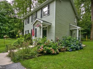 2177 Hill Camp Rd, Pottstown, PA 19465