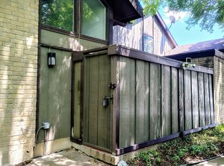 4623 Country Creek Dr APT 1049, Dallas, TX 75236