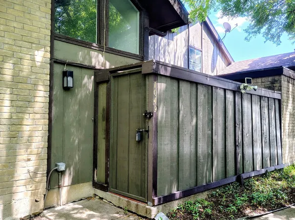 4623 Country Creek Dr APT 1049, Dallas, TX 75236