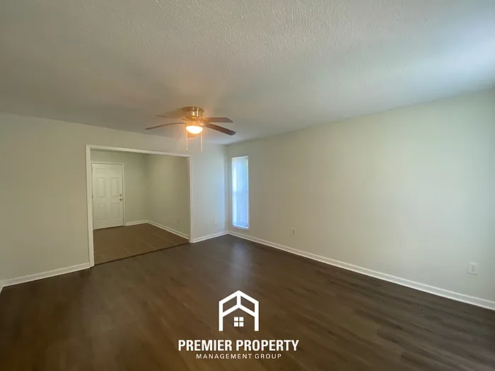 3833 Kerston Dr — Photo 3