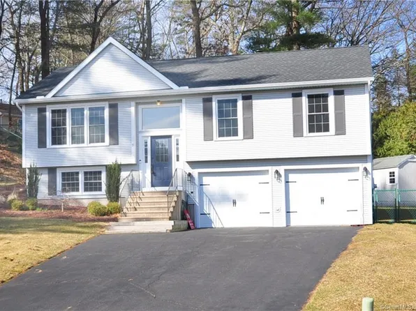 71 Lido Road, Farmington, CT 06085