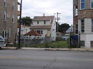3037 W Belmont Ave, Chicago, IL 60618