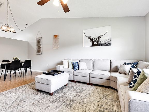 5th image of 13065 Albright Court #23