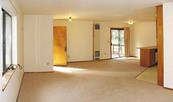 3rd image of 11992 Bernese Ln