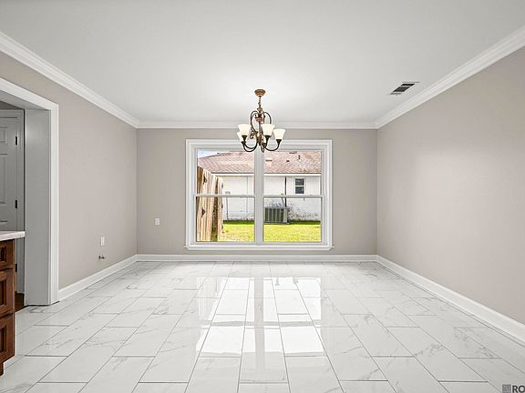5th image of 10844 Carmel Dr