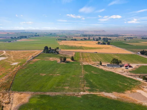 Little Bit Ln, Melba, ID 83641