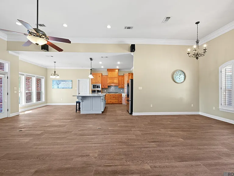 12066 River Highlands Dr — Photo 5