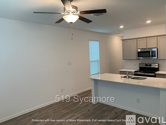 2nd image of 519 Sycamore Dr #1