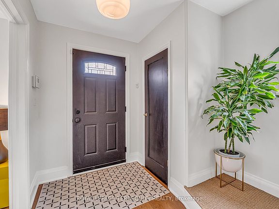 2nd image of 14 8th St