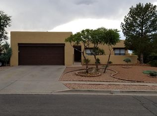 4127 Cheyenne Cir, Santa Fe, NM 87507