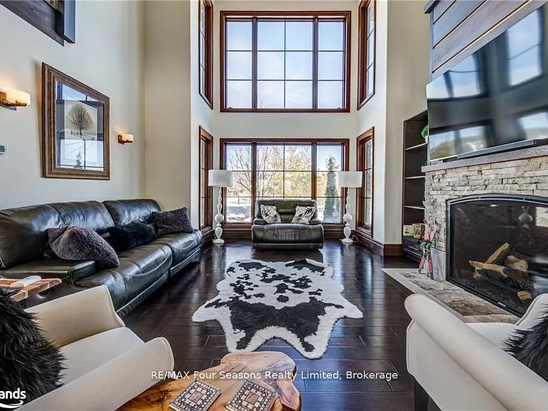 12 Windrose Valley Blvd — Photo 5