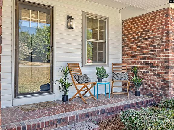 3rd image of 114 Azalea Dr