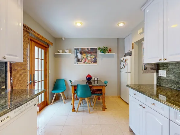 1934 Haring Street image 10 of 28