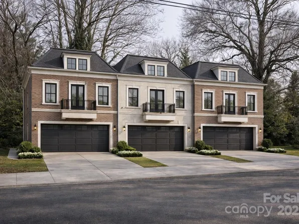 411 N Lee St, Mount Holly, NC 28120