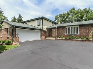 6N229 Harvey Rd, Medinah, IL 60157