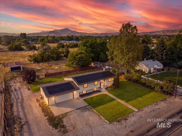 790 E 12th St, Emmett, ID 83617