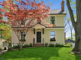 28 University Ave, Chatham, NJ 07928