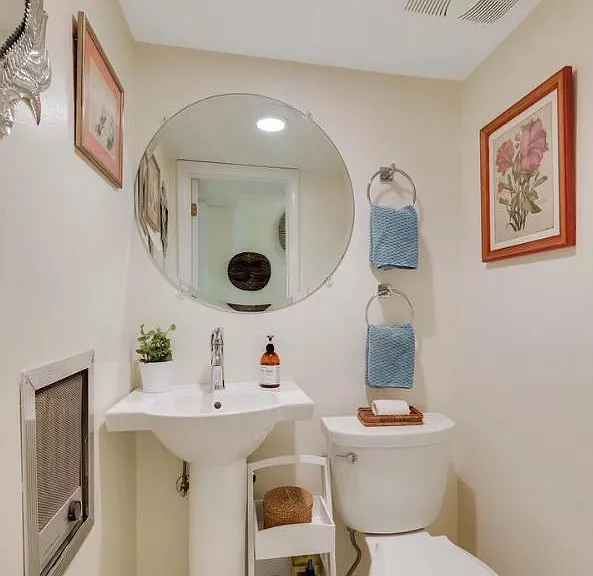 9504 Milstead Dr — Photo 24