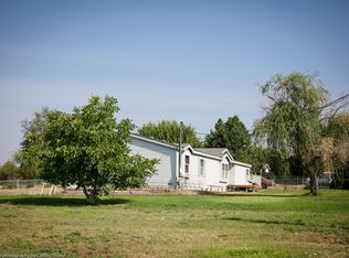 400 Kader Ln, Selah, WA 98942