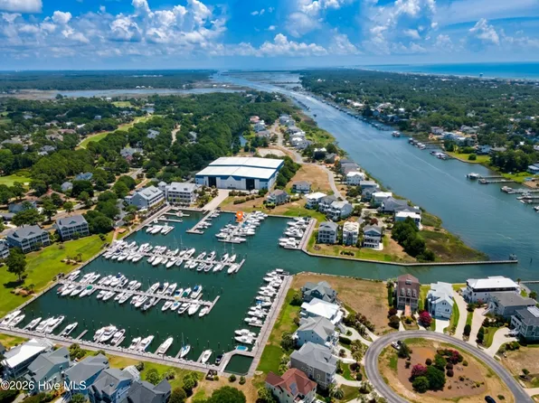 Wetslip-G8 Marina At St James, Southport, NC 28461
