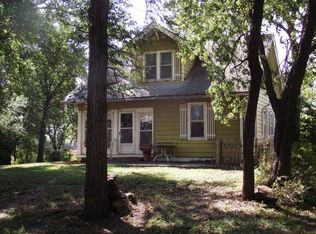 210 S Central St, Marquette, KS 67464