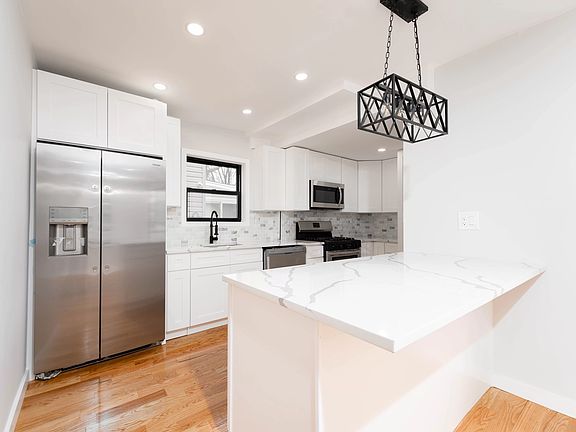5th image of 115-45 200th St