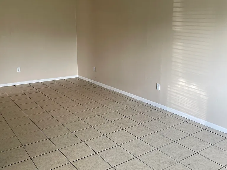 2483 Bates Ave SW #A — Photo 5