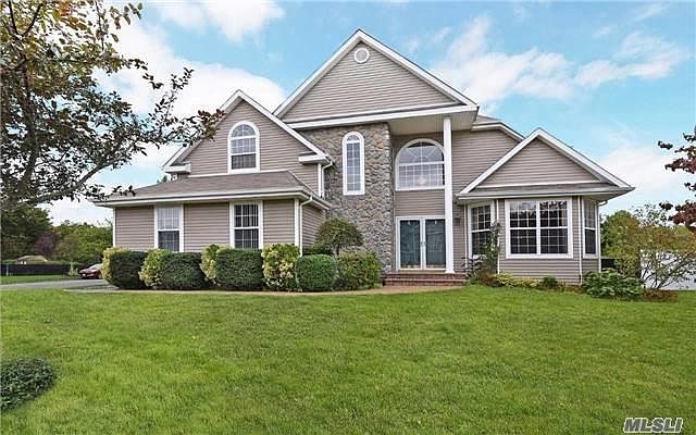1st image of 20 Laurel Ln