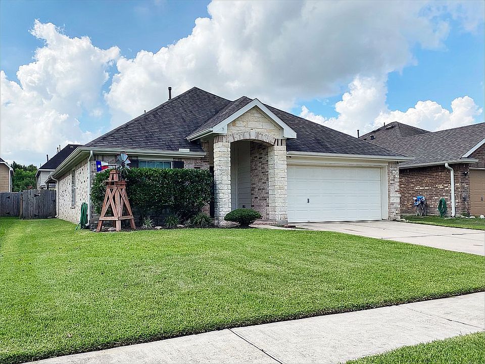 1st image of 10518 Devinwood Dr