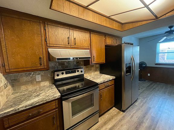 5th image of 2737 Sunnybrook Ln